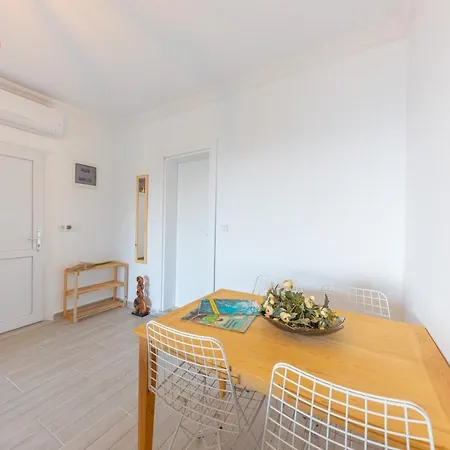Apartment Galaksi Apart